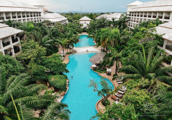 Ravindra Beach Resort & Spa